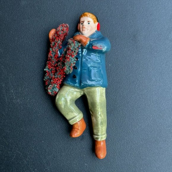 Dept 56 - Man on Ladder Hanging Garland - Loose Figurine - Snow Village - 1988 - Picture 4 of 6